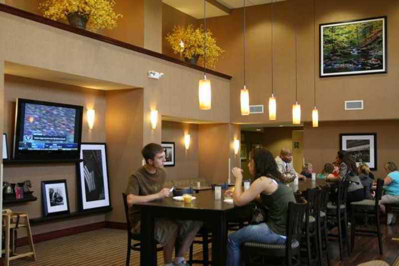 Hampton Inn & Suites Chicago - Libertyville Restaurace fotografie