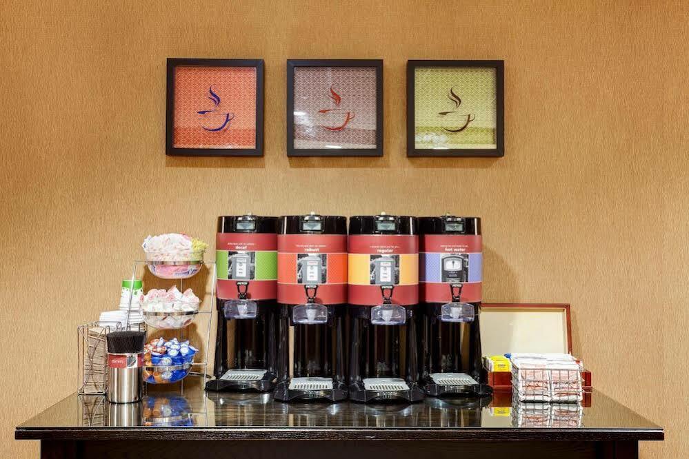 Hampton Inn & Suites Chicago - Libertyville Exteriér fotografie